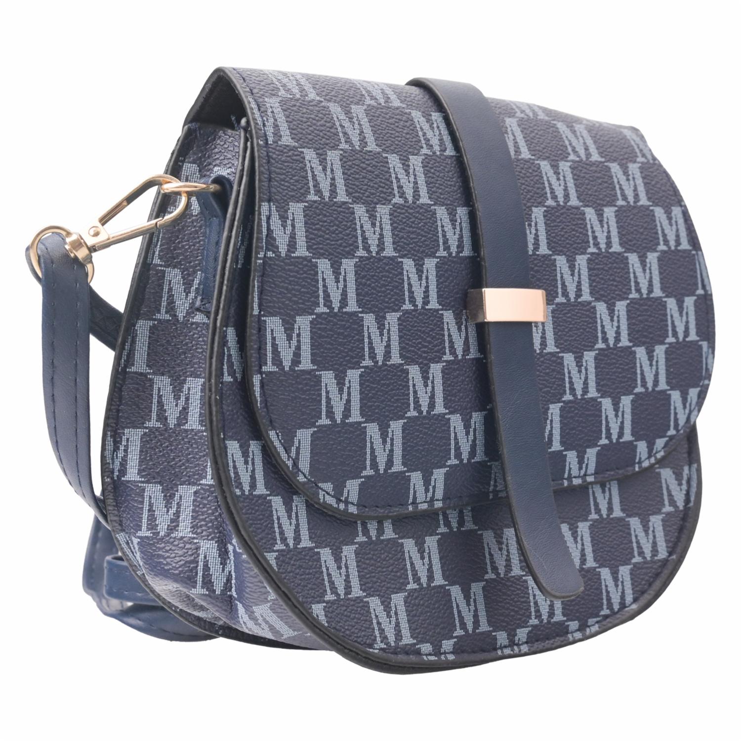 Cartera Con Tapa Y Broche De Letra CHIC Talla Pequeño - Image 3