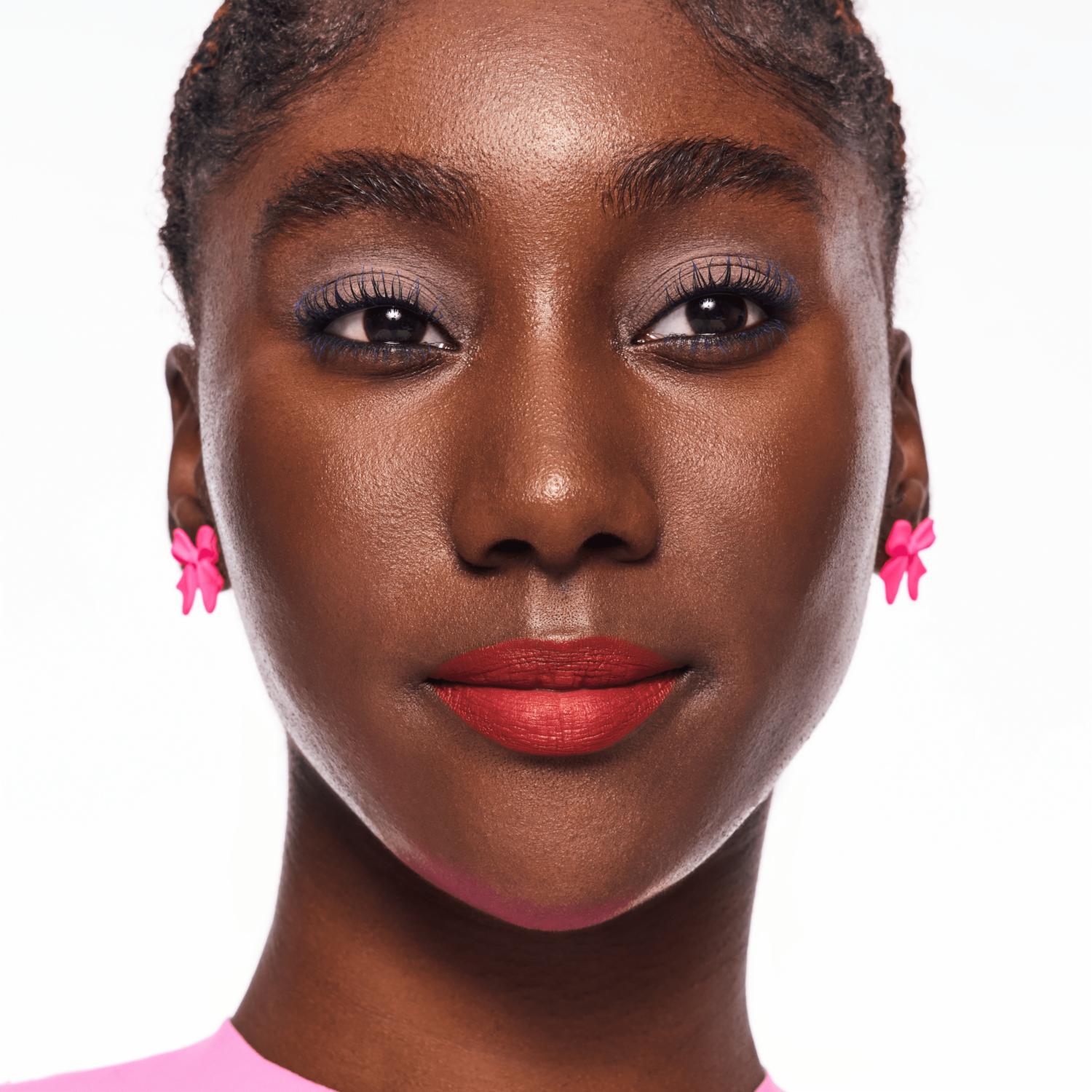 Máscara De Pestañas I Love Extreme Crazy Volume Azul. ESSENCE 12 Ml - Image 3