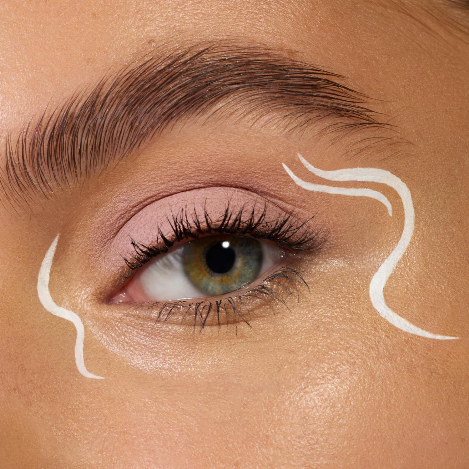 Delineador De Ojos Líquido Lash Princess ESSENCE 3 Ml - Image 7