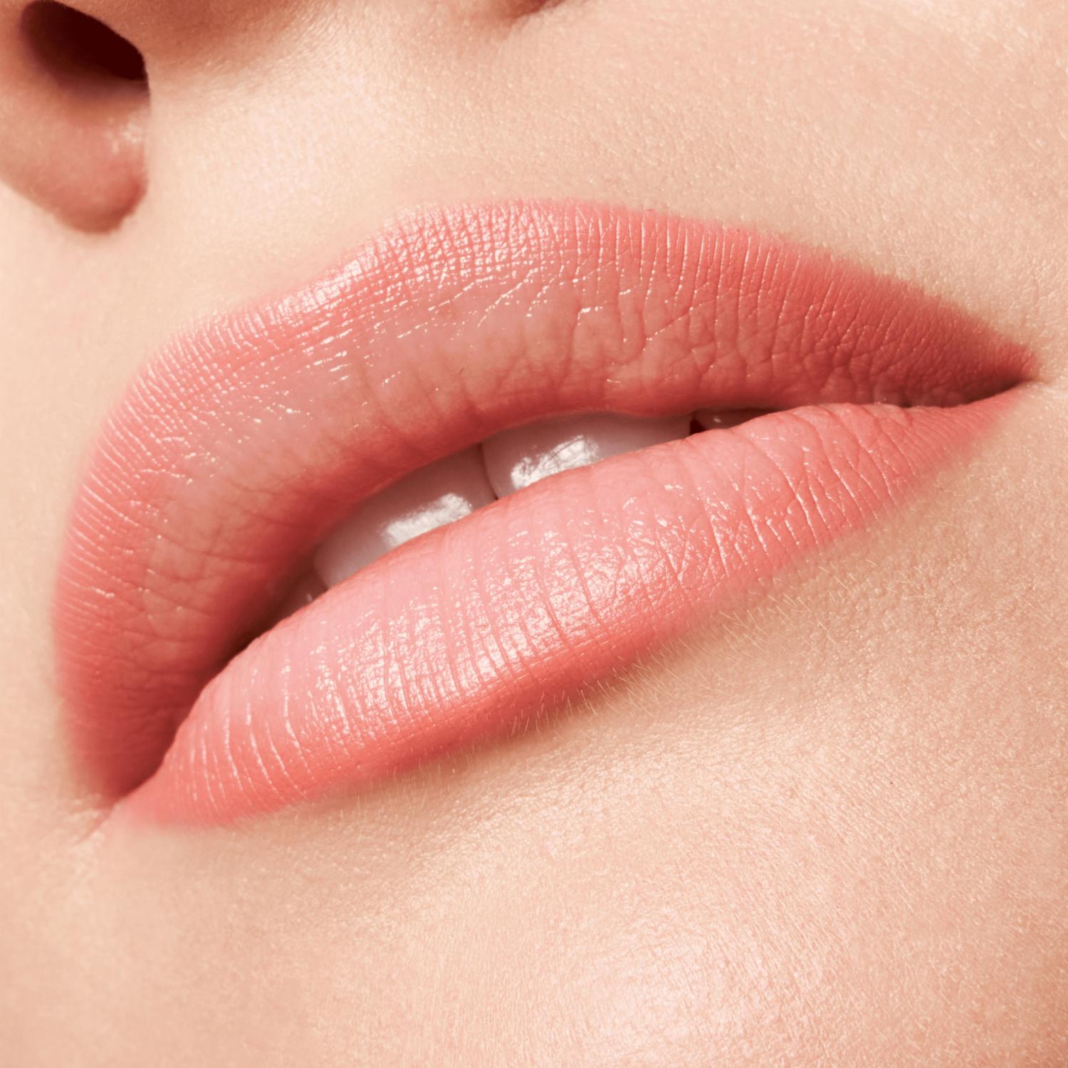 Lápiz Labial 8H Matte Comfort ESSENCE 0.3 G - Image 2