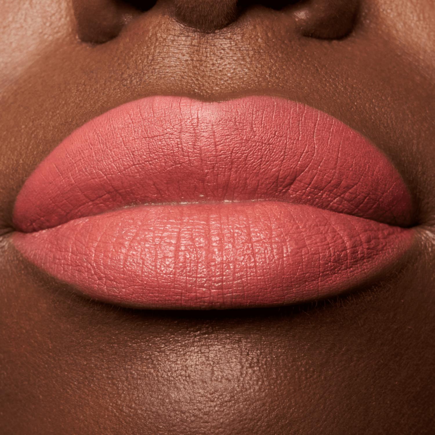 Lápiz Labial 8H Matte Comfort ESSENCE 0.3 G - Image 3