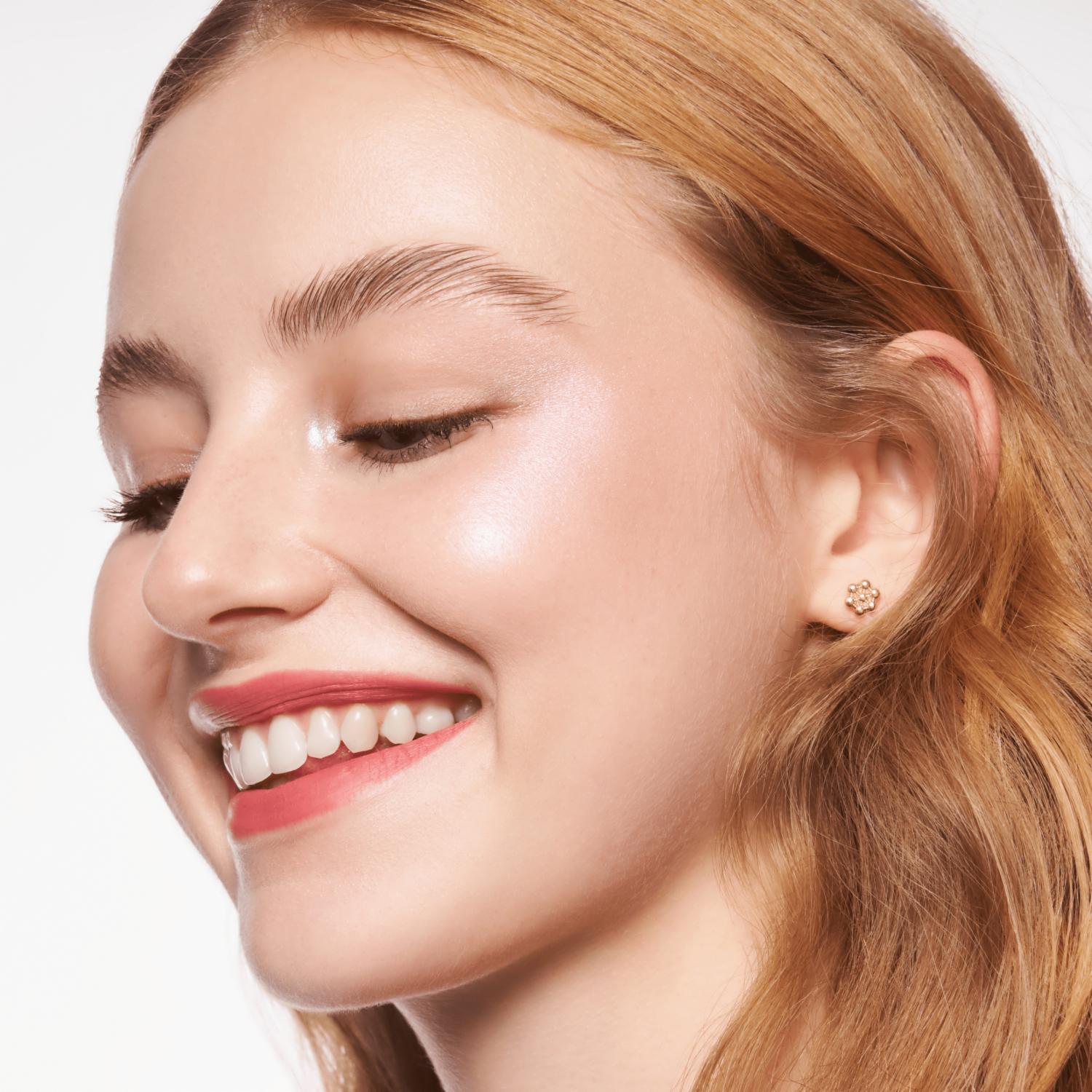 Lápiz Labial 8H Matte Comfort ESSENCE 0.3 G - Image 8